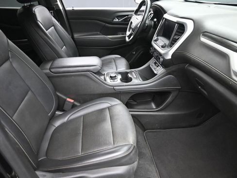 Used 2023 GMC Acadia SLT image 7