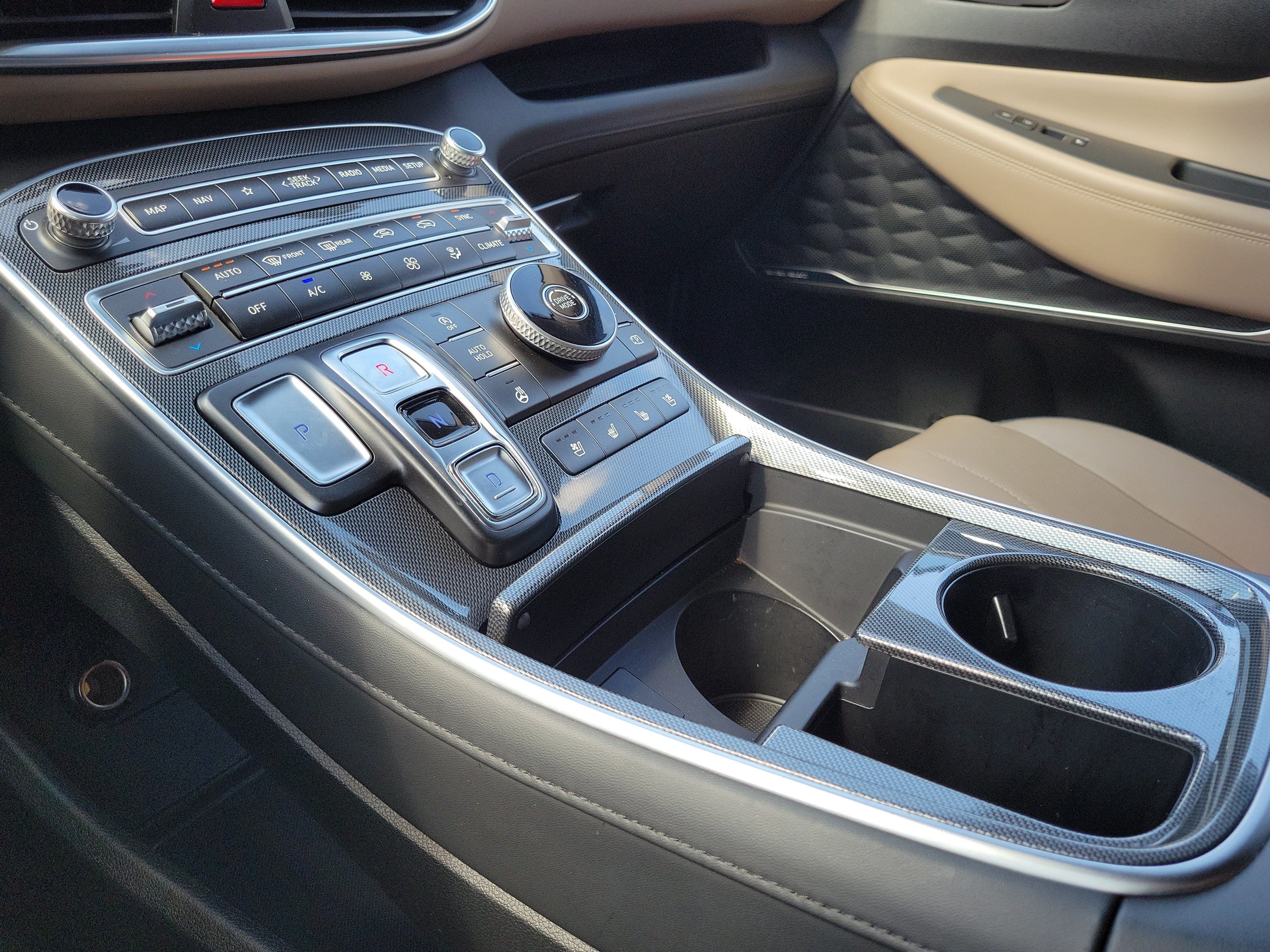 Used 2022 Hyundai Santa Fe Limited FWD image 26