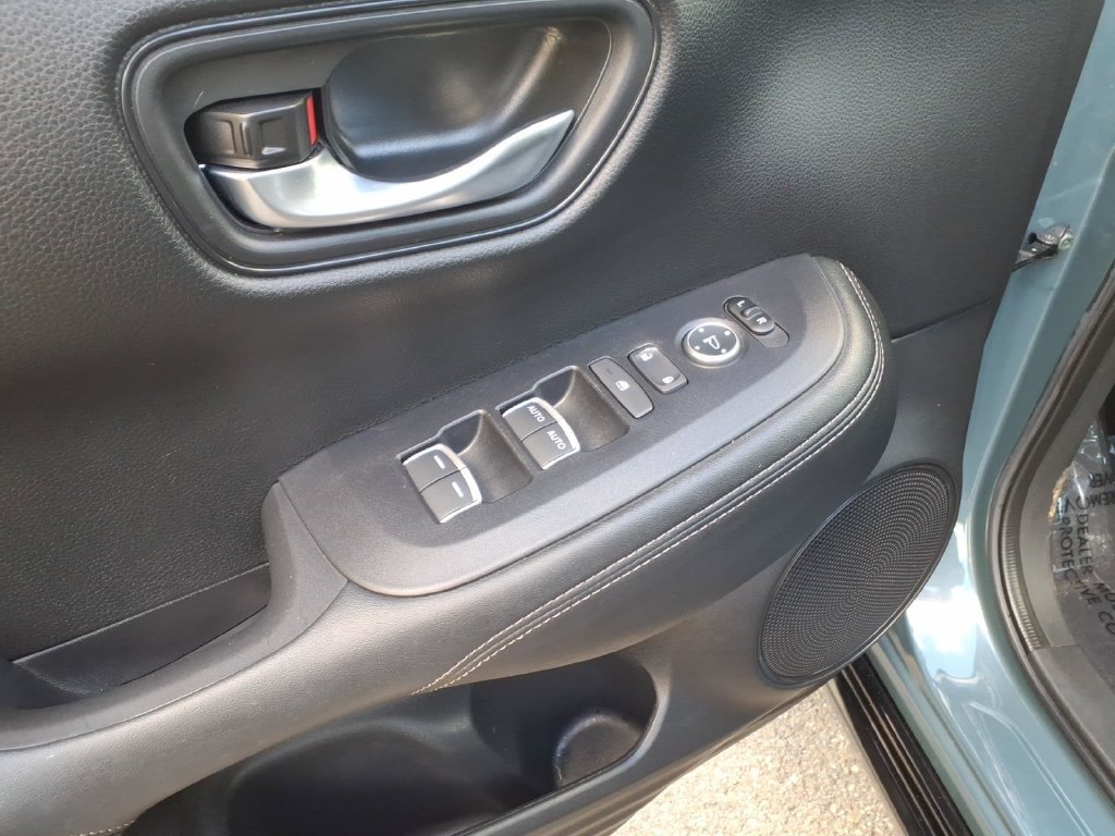 Certified 2024 Honda HR-V EX-L image 19