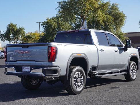 New 2026 GMC Sierra 2500 SLT w/ SLT Convenience Package image 3