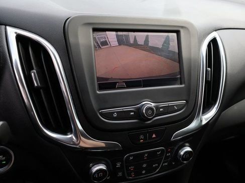 Certified 2022 Chevrolet Equinox LT FWD image 27