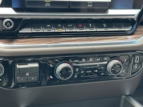 New 2026 Chevrolet Silverado 1500 LT image 23