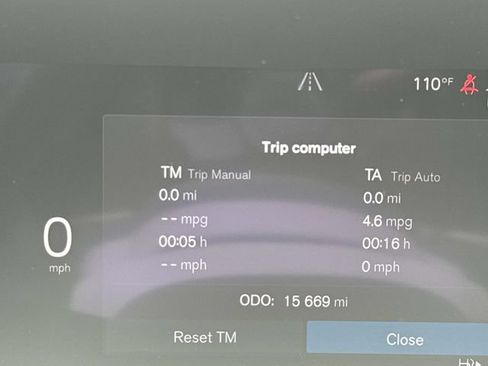 Used 2024 Volvo XC60 B5 Plus w/ Protection Package Premier AWD/4WD image 27