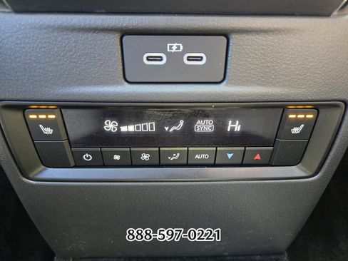 Used 2025 MAZDA CX-90 3.3 Turbo S w/ Premium Package image 13