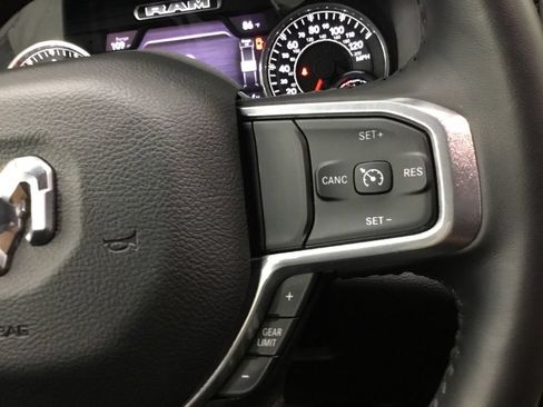 Used 2024 RAM 1500 Laramie AWD/4WD image 40