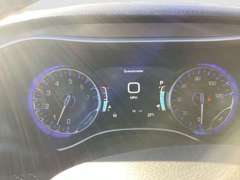 New 2026 Chrysler Pacifica Select w/ S Appearance Package image 16