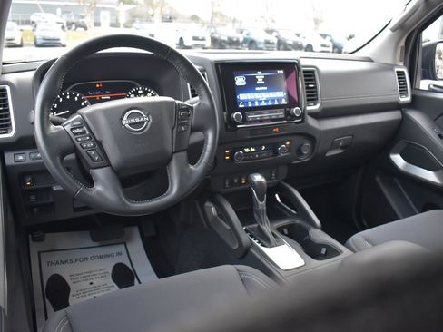 Used 2023 Nissan Frontier SV w/ SV Convenience Package image 31