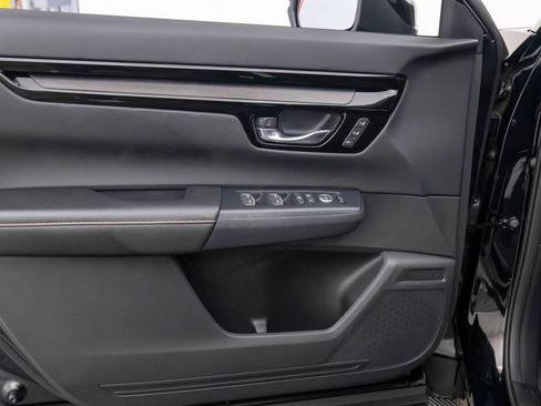 Used 2026 Honda CR-V Sport Touring image 15