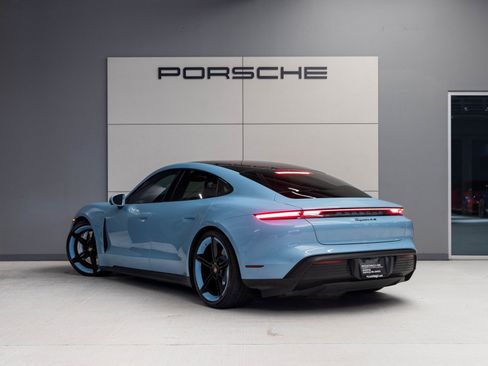 Certified 2022 Porsche Taycan 4S image 3