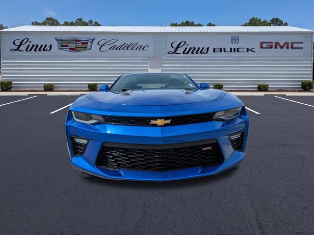 Used 2018 Chevrolet Camaro SS RWD image 9
