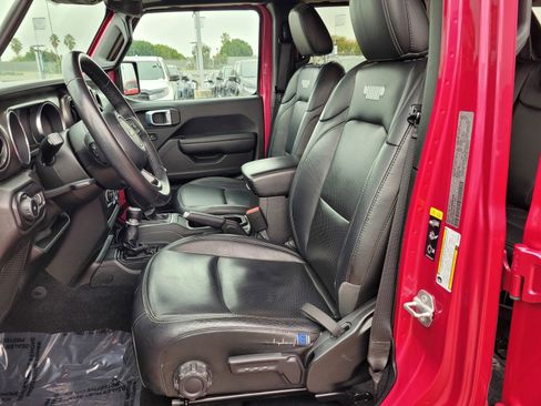 Used 2021 Jeep Wrangler Unlimited Sport image 14