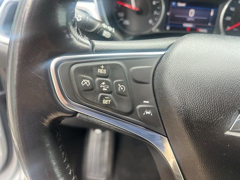 Used 2019 Chevrolet Equinox LT w/ LPO, Cargo Package FWD image 28