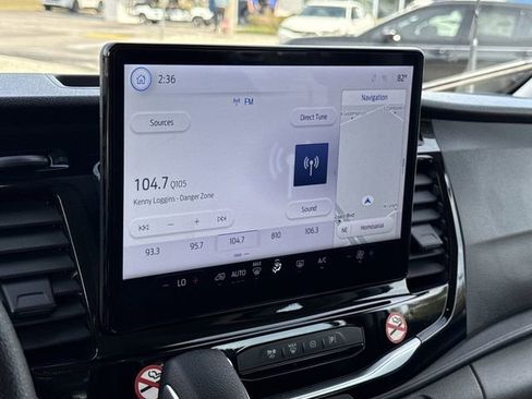 Used 2025 Ford Transit 350 XLT image 28