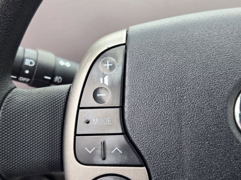 Used 2005 Toyota Prius FWD image 18