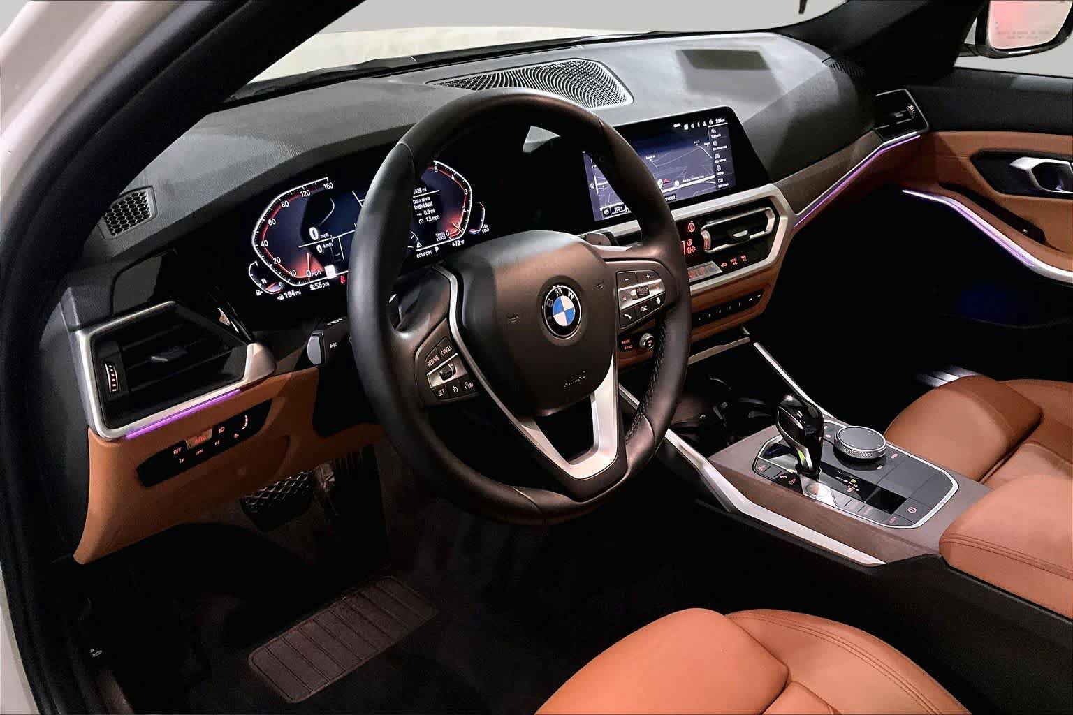 Used 2020 BMW 330i xDrive Sedan w/ Convenience Package AWD/4WD image 17