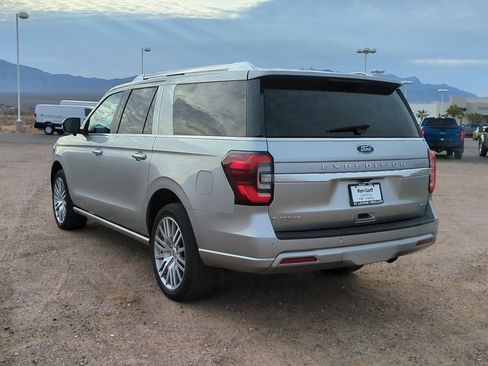 Used 2023 Ford Expedition Max Platinum image 5
