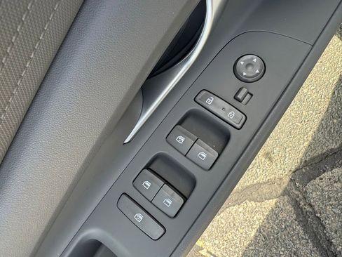 Used 2023 Hyundai Elantra SEL image 20