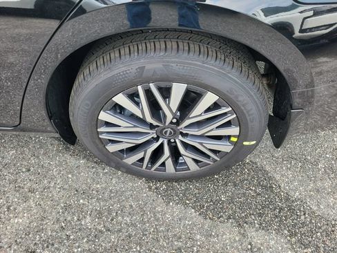 New 2026 Nissan Altima 2.5 SV AWD/4WD image 6