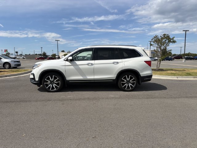 Used 2019 Honda Pilot Elite image 2