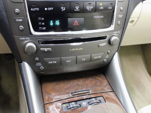 Used 2011 Lexus IS 250C image 71