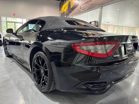 Used 2014 Maserati GranTurismo Sport image 17