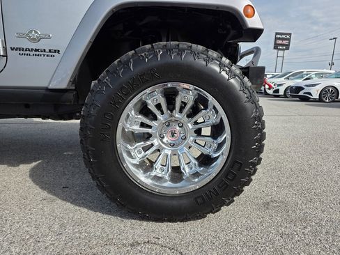 Used 2014 Jeep Wrangler Unlimited Sport image 29