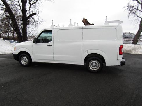 Used 2019 Nissan NV 1500 S image 4