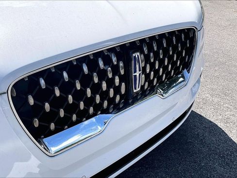 Used 2020 Lincoln Aviator Grand Touring w/ Equipment Group 301A AWD/4WD image 33