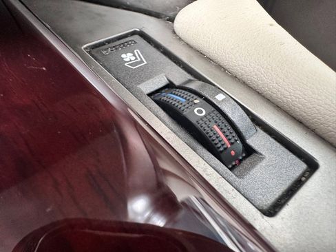 Used 2011 Lexus GX 460 Sport Utility image 27