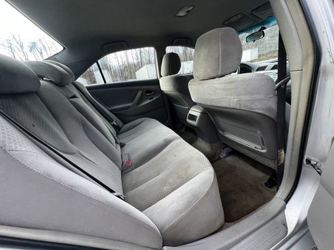 Used 2009 Toyota Camry LE image 12
