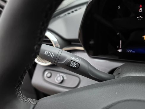 New 2026 Chevrolet Trax ACTIV w/ Driver Confidence Package FWD image 22