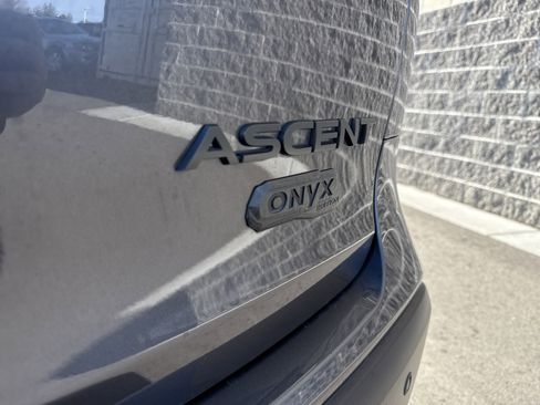 Used 2025 Subaru Ascent Onyx Edition image 25