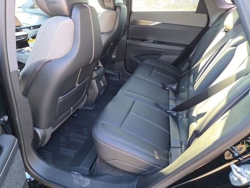 New 2026 Cadillac Optiq Luxury 1 image 19