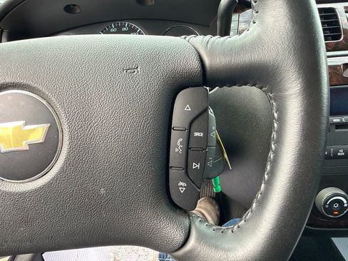 Used 2012 Chevrolet Impala LT FWD image 28