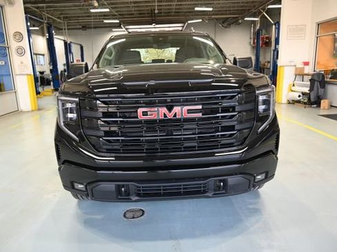 New 2026 GMC Sierra 1500 Elevation image 2