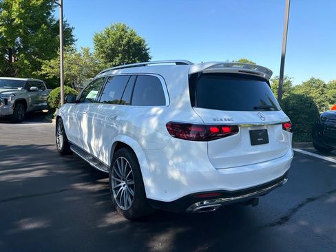 Used 2024 Mercedes-Benz GLS 580 4MATIC image 5