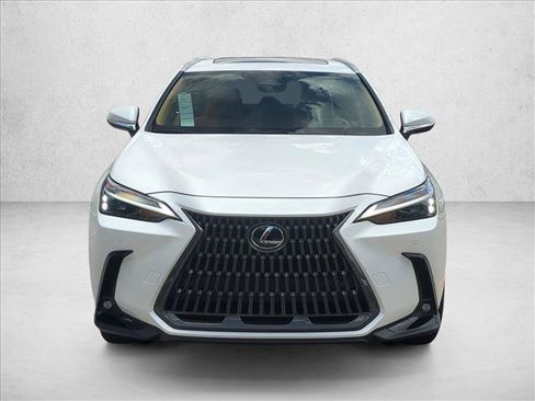 Used 2025 Lexus NX 250 FWD w/ Accessory Package (Z1) image 2