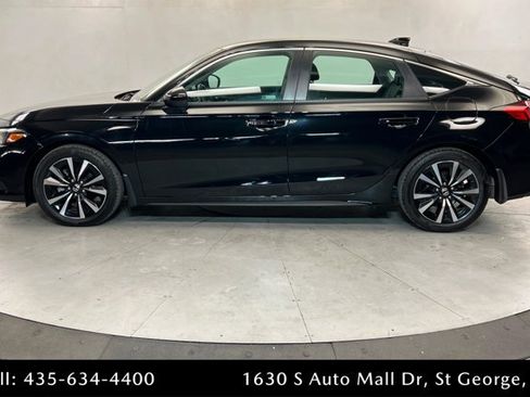 Used 2024 Honda Civic EX-L image 2