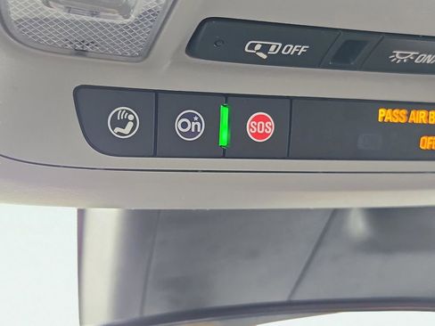 Used 2023 Chevrolet Malibu RS image 29