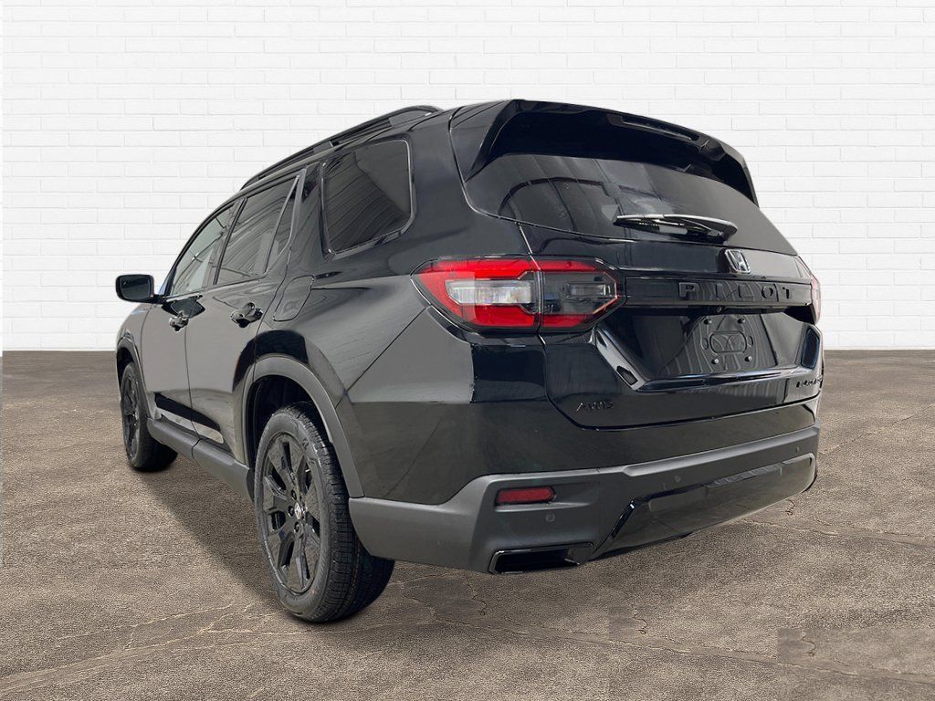 New 2026 Honda Pilot Black Edition image 4