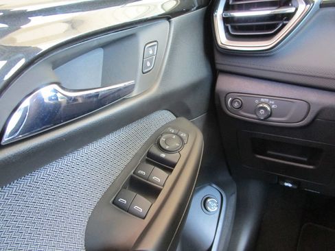 New 2026 Chevrolet TrailBlazer LT w/ Convenience Package FWD image 50