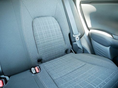 Used 2025 Honda HR-V LX image 14