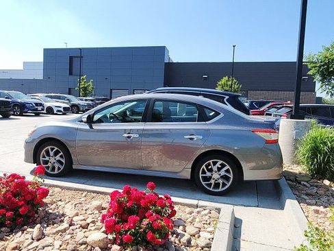 Used 2015 Nissan Sentra SR FWD image 3