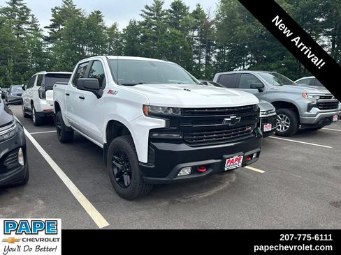 Used 2021 Chevrolet Silverado 1500 LT Trail Boss w/ Convenience Package II AWD/4WD image 1