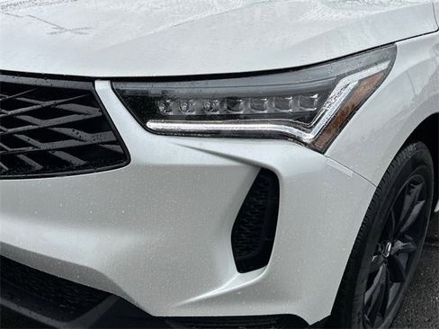 Used 2025 Acura RDX SH-AWD image 7