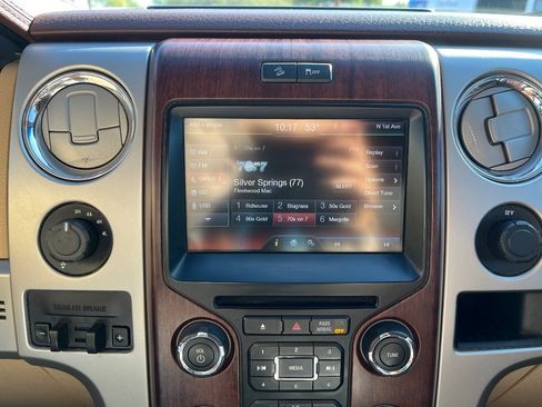 Used 2013 Ford F150 King Ranch w/ King Ranch Luxury Pkg image 13