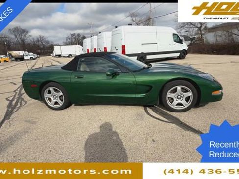 Used 1998 Chevrolet Corvette Convertible w/ Memory Pkg image 10