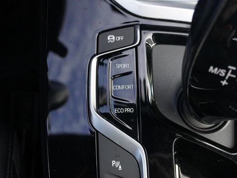 Used 2019 BMW X3 xDrive30i w/ Driving Assistance Package image 58