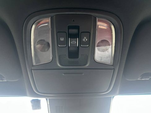 Used 2018 Kia Stinger GT2 image 24