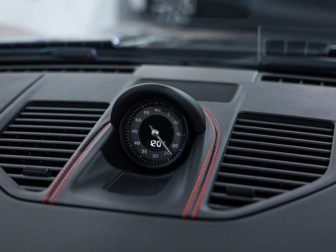 Used 2022 Porsche 911 GT3 image 36